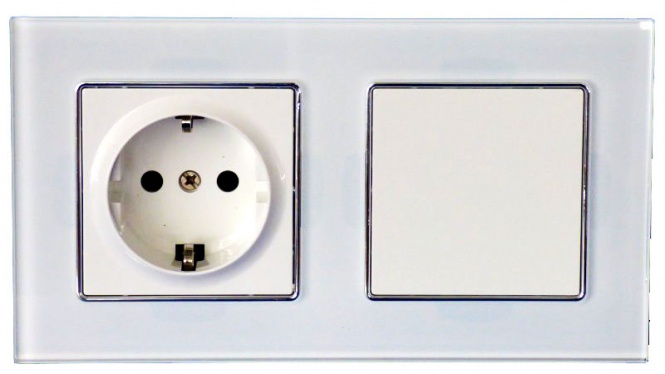 Schalter und Steckdosen im Glasrahmen - Schalter- und Steckdosen Kombination