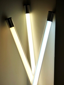 LED Leuchtstab CCT Weiß Farbton regelbar 63 cm dimmbar