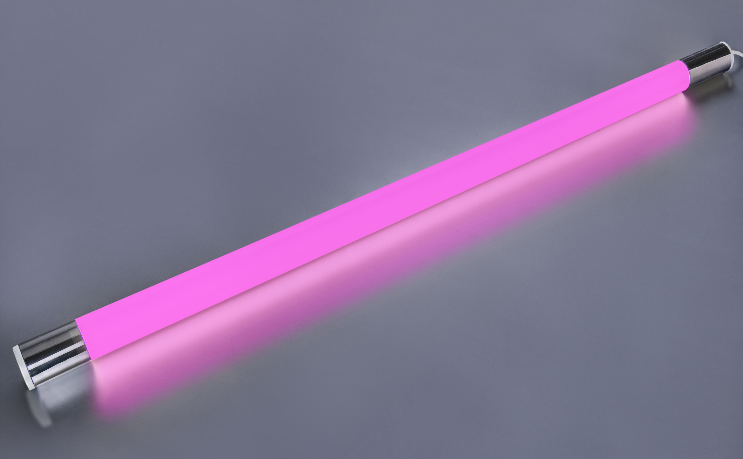 https://www.lichted.de/out/pictures/master/product/1/led-leuchtstab-frozen-diffus-pink-10-watt-63cm-schnur-schalter-ip20-005014.jpg